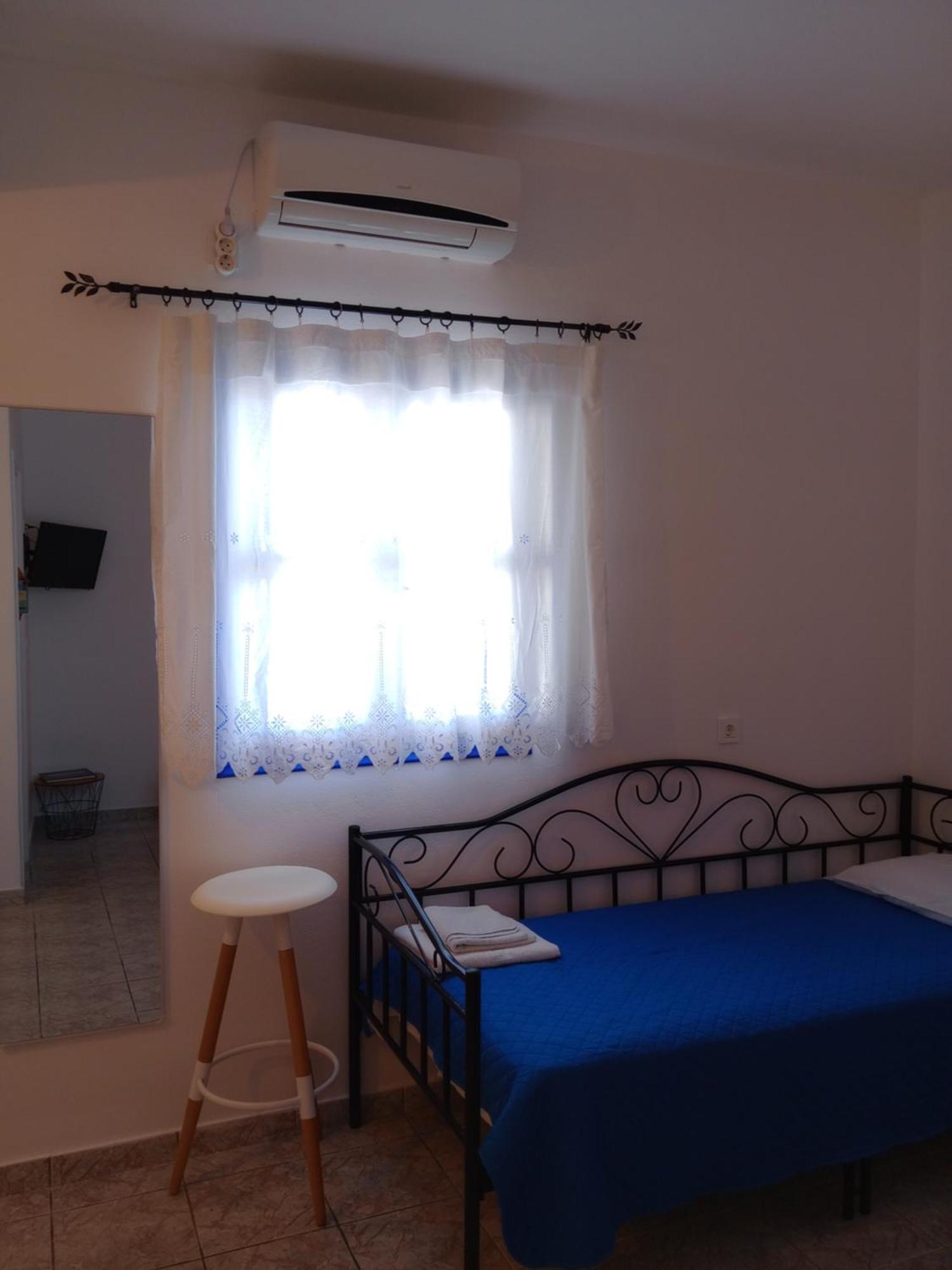 Meltemi Rooms And Studios Anafi Exterior photo