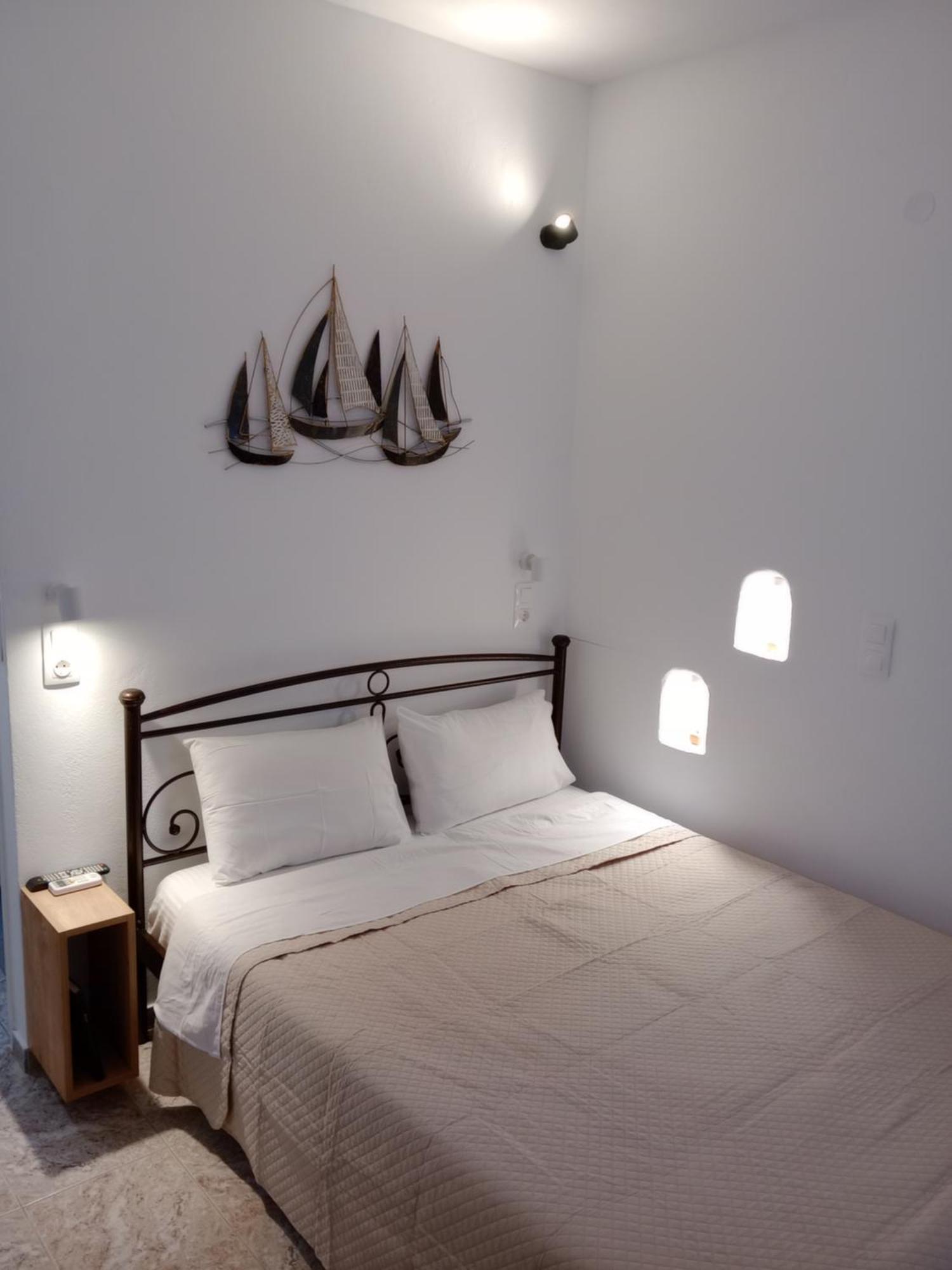 Meltemi Rooms And Studios Anafi Exterior photo